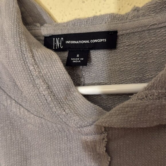 Oversized Ripped Shirt INC - Picture 2 of 4